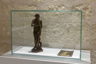 Agrandir l'image 6 sur 9, fenêtre modale