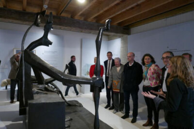 Agrandir l'image 1 sur 12, fenêtre modale