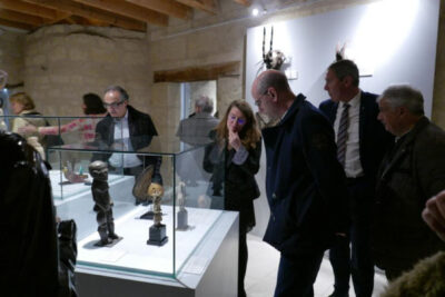 Agrandir l'image 8 sur 12, fenêtre modale