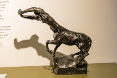 vue de l'oeuvre la centauresse d'auguste rodin - Agrandir l'image 3 sur 3, fenêtre modale